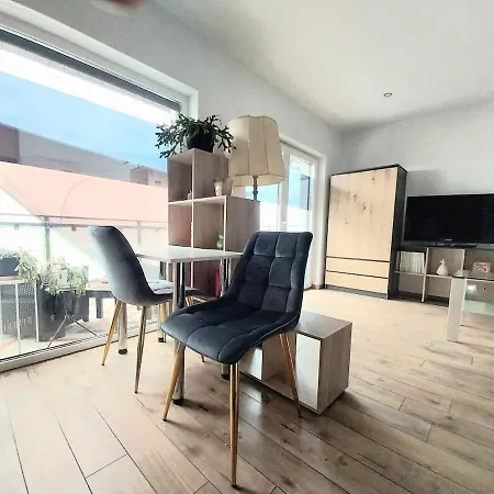 Magical Mirrors Studio Apartment Апартаменты Stare Miasto (Konin)