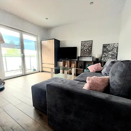 Апартаменты Magical Mirrors Studio Apartment *