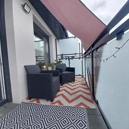 Magical Mirrors Studio Apartment Stare Miasto (Konin)